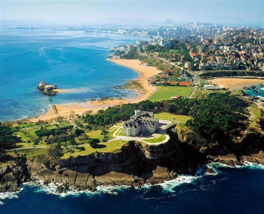 Villa Bajo Con Terraza A 5 Min De La Playa Santander Exterior foto